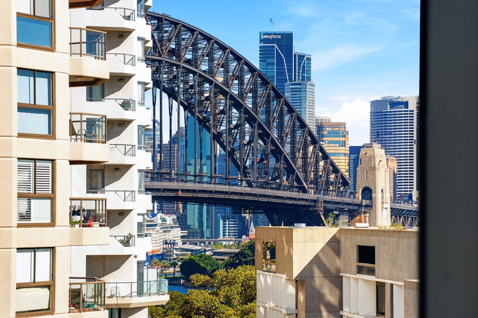 Recently leased apartment in Milsons Point